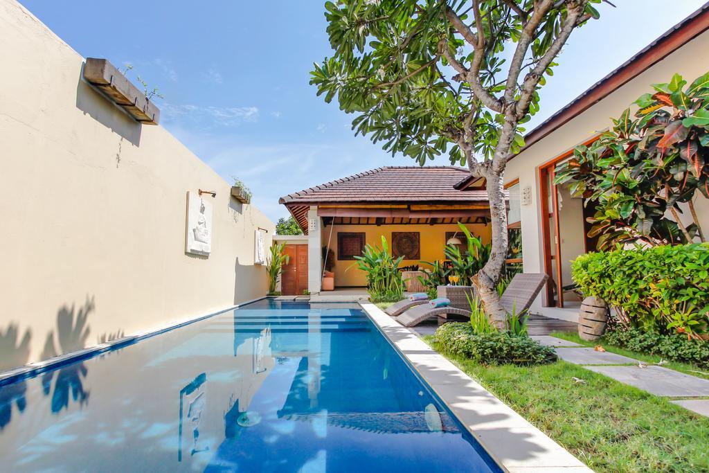 Samana Villas Legian Exteriör bild