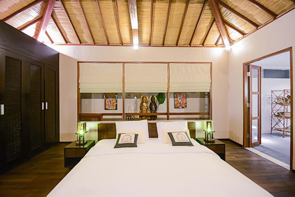 Samana Villas Legian Exteriör bild